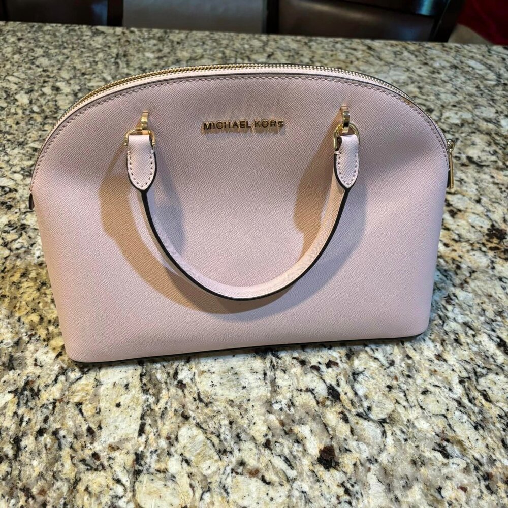 BRAND NEW!!! Michael Kors pink purse